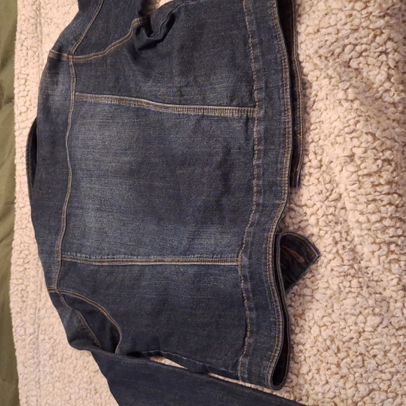 Women's jean jacket - Picture 3 of 3